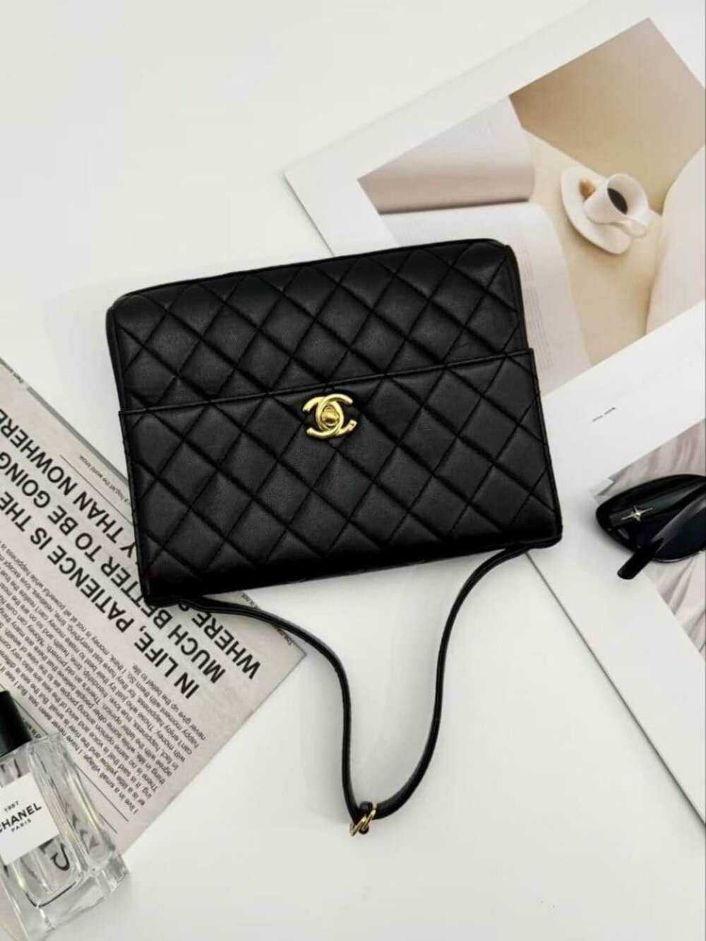 Chanel Quilted 25 Shoulder Bag Black Gold